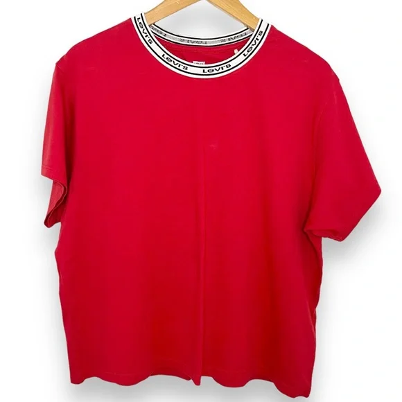 Levi's Red Cropped Tee Shirt - Picture 3 of 6
